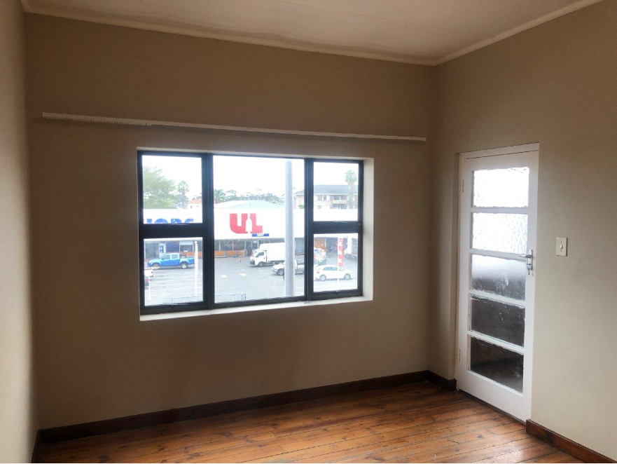 To Let 1 Bedroom Property for Rent in Southernwood Eastern Cape